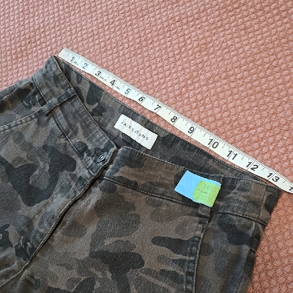 James Jeans Camouflage Boyfriend Cargo Combat Skinny Jogger Ankle Pant - Picture 7 of 12